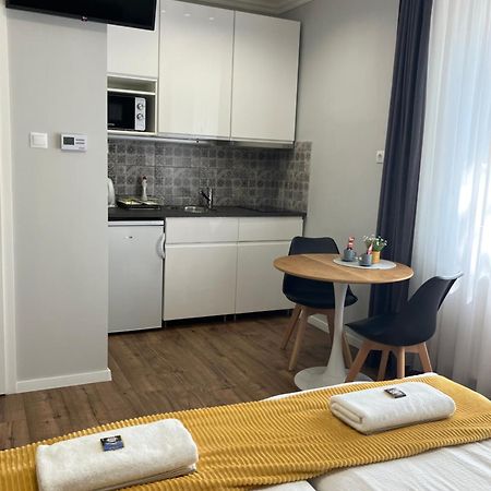 Illa Apartments Eger Exterior foto