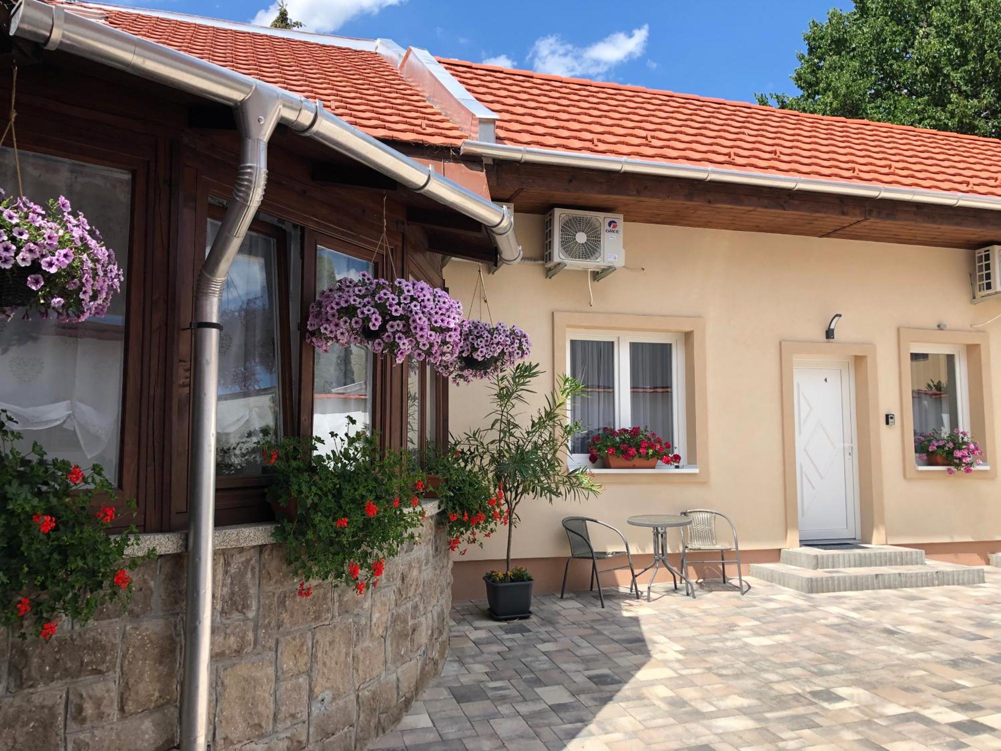 Illa Apartments Eger Exterior foto