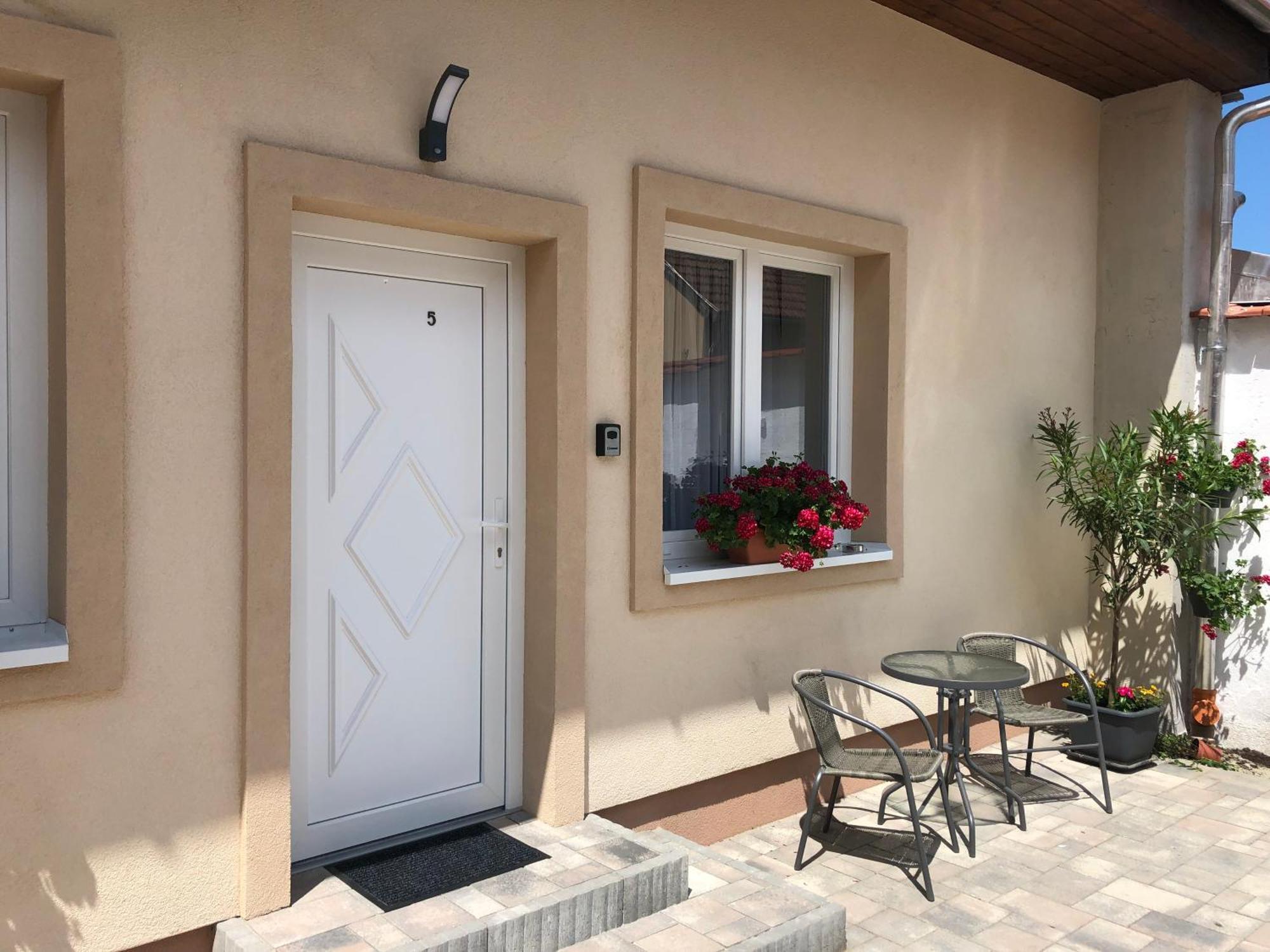 Illa Apartments Eger Exterior foto